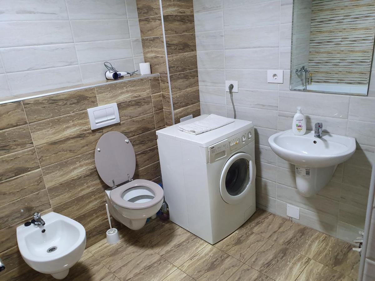 Nufarul Apartament Apartment Oradea Exterior photo